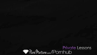 Puremature - Lillian Stone a hatalmas mellű milf