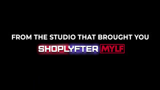 Mylf - Lenina Crowne a hatalmas tőgyes fiatal milf