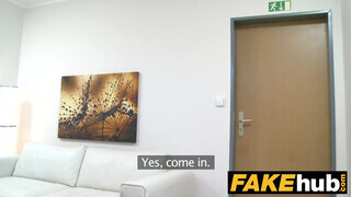 Fake Agent - ártatlan néger lány és a dákó esete