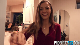 PropertySex - a famer megbassza az ingatlanos sunát