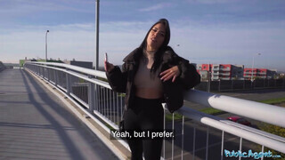 Public Agent - Megan Fiore a izgató spanyol lány