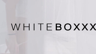 WhiteBoxxx - Ginebra Bellucci a dögös latin amerikai lány