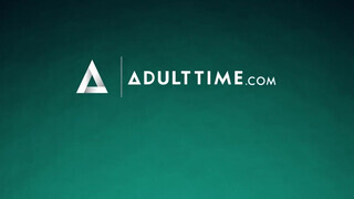 21 SEXTURY - Borotvált pinás latin amerikai lány