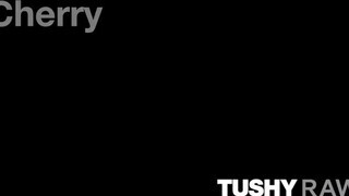 TUSHYRAW - Cherry Kiss keményen popóba rakva