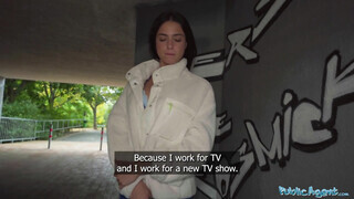 Public Agent - Charlotte Lapiedra a fullos brazil lány