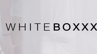 WhiteBoxxx - Emily Cutie a bombázó ukrán lány