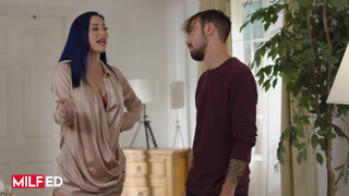 MILFED - Eve Marlowe fiatalabb manussal közösül