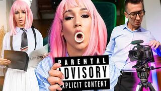 Web Camos csajból pornósztár: Charlie Dean adósságaiért