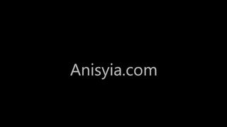 Anisyia keményen cidázza a méretes dákót livejasminen